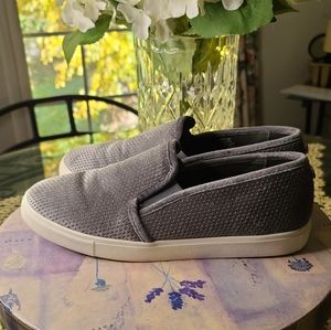 Steve Madden loafers soft Gray slip on